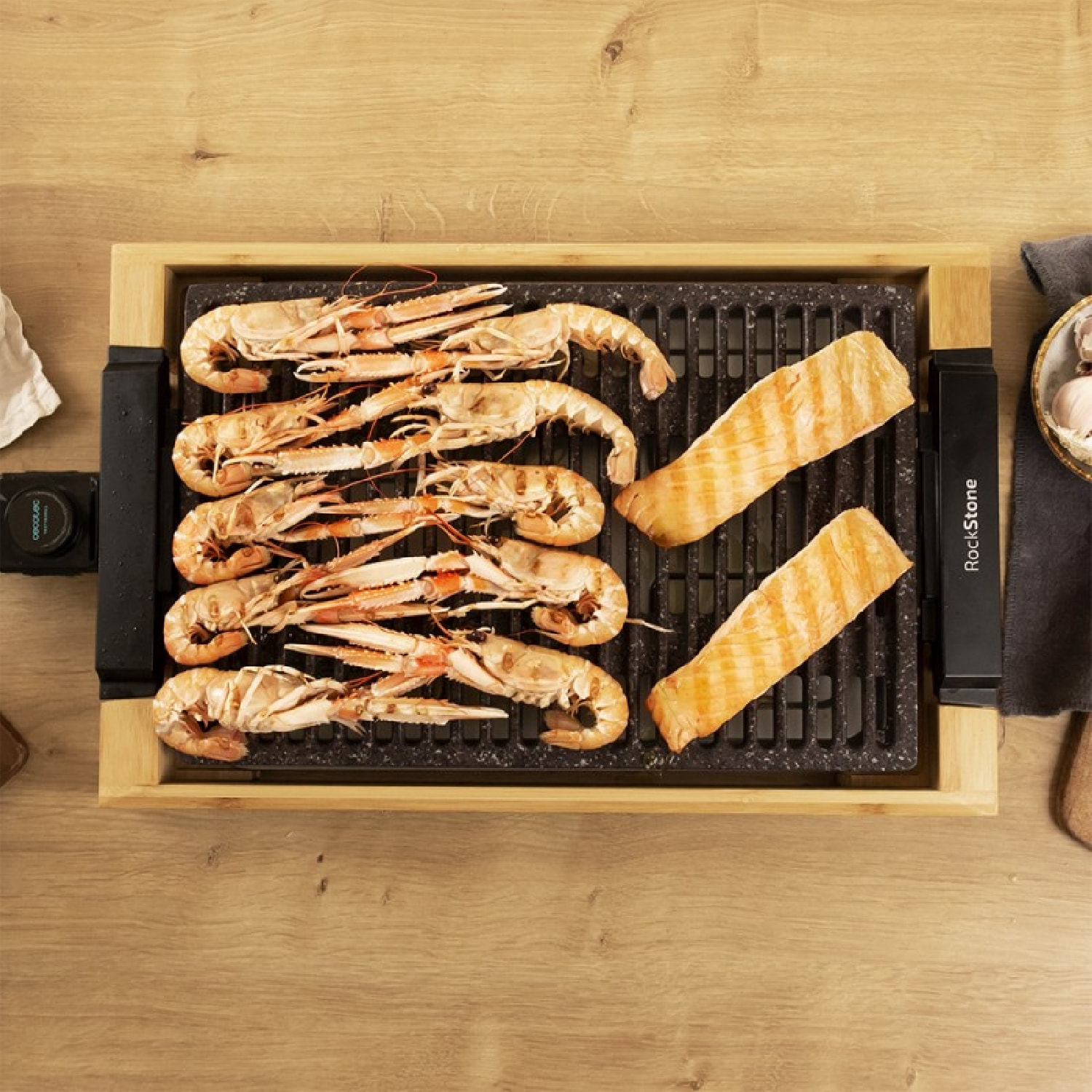 Plancha de asar eléctrica Tasty&Grill 2000 Bamboo LineStone. Potencia 2000 W, Es