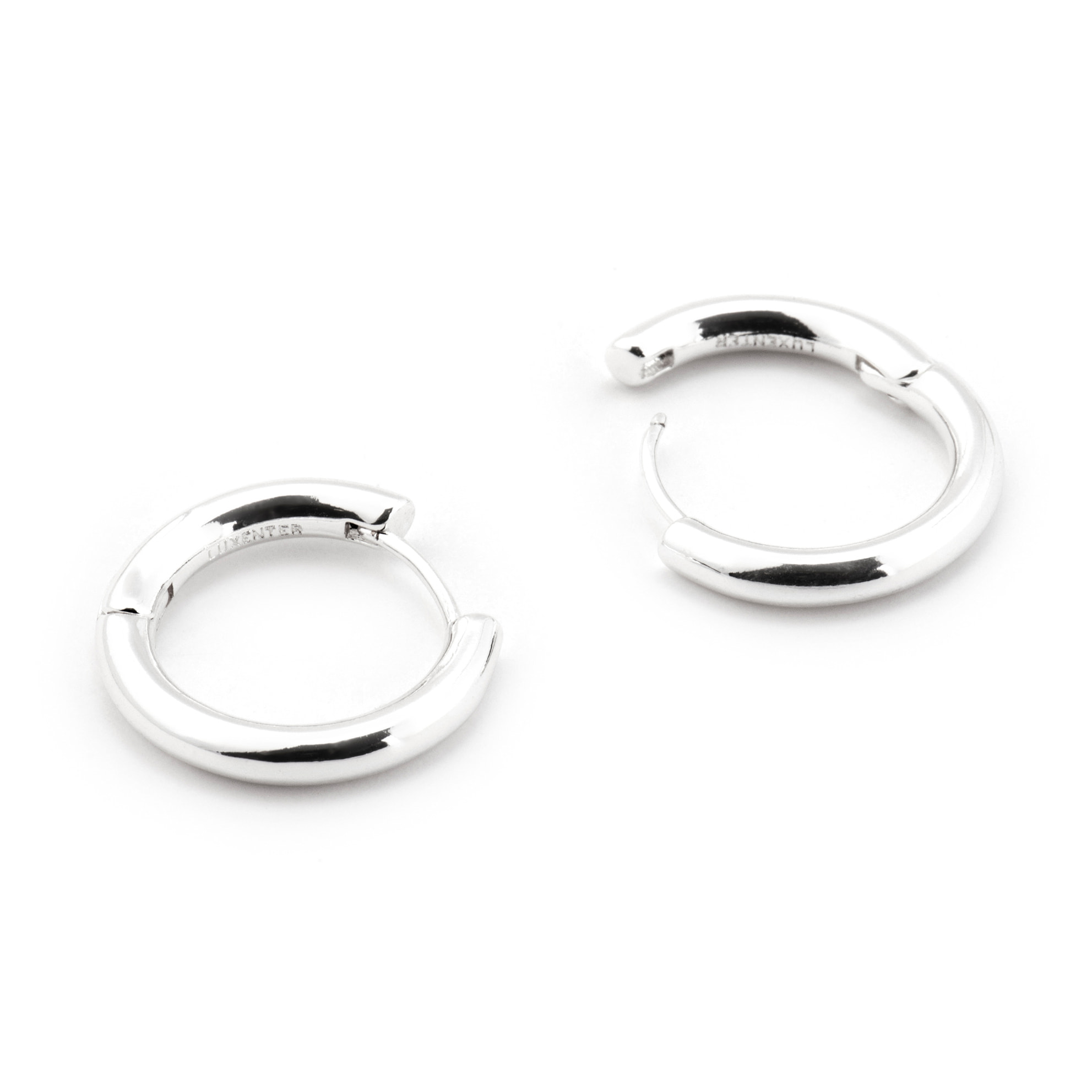 Pendientes de 20mm de diámetro con Circonita Brillante acabados en rodio