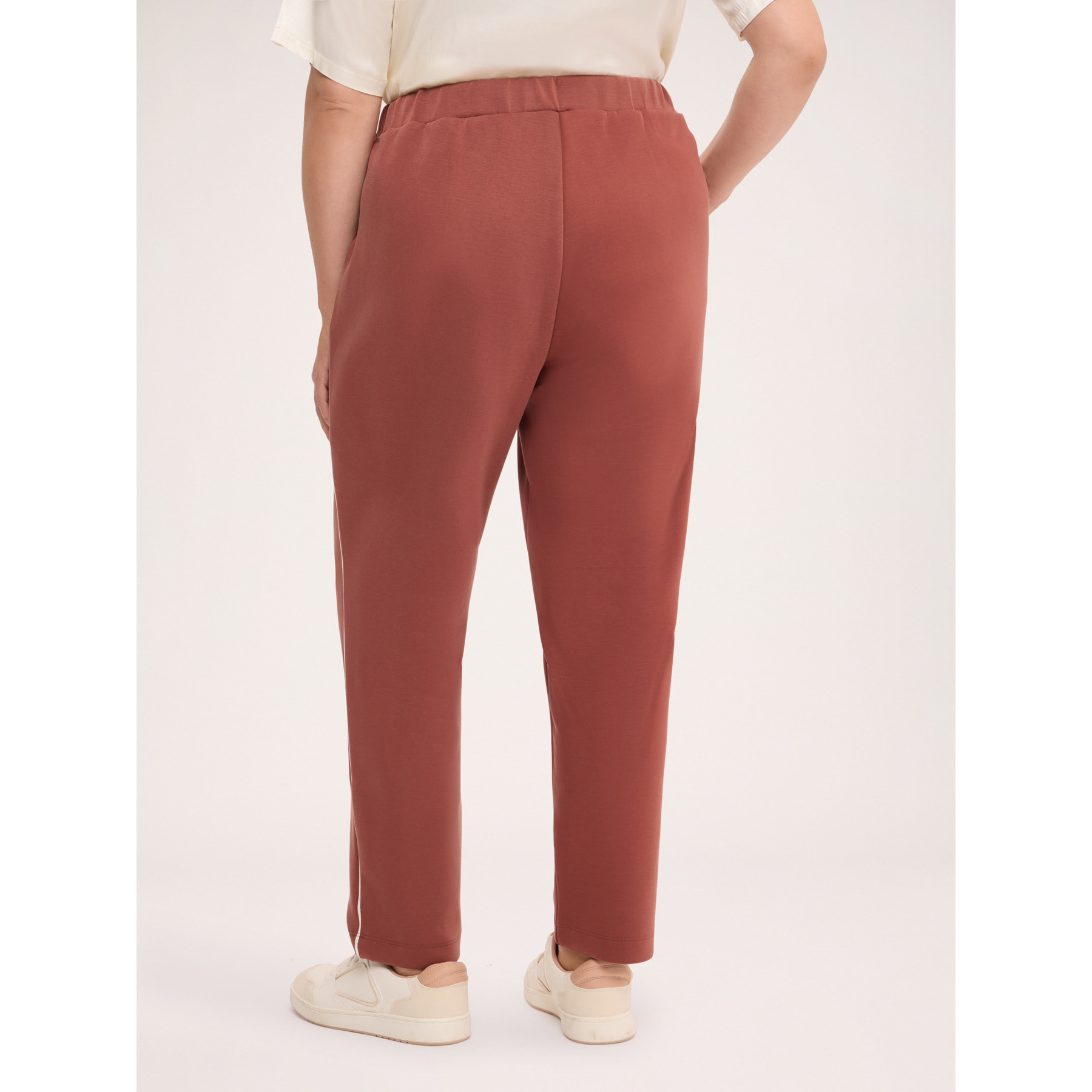 Fiorella Rubino - Pantaloni casual in felpa - Marrone