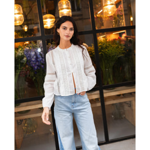 Blusa de mujer blanca de manga larga