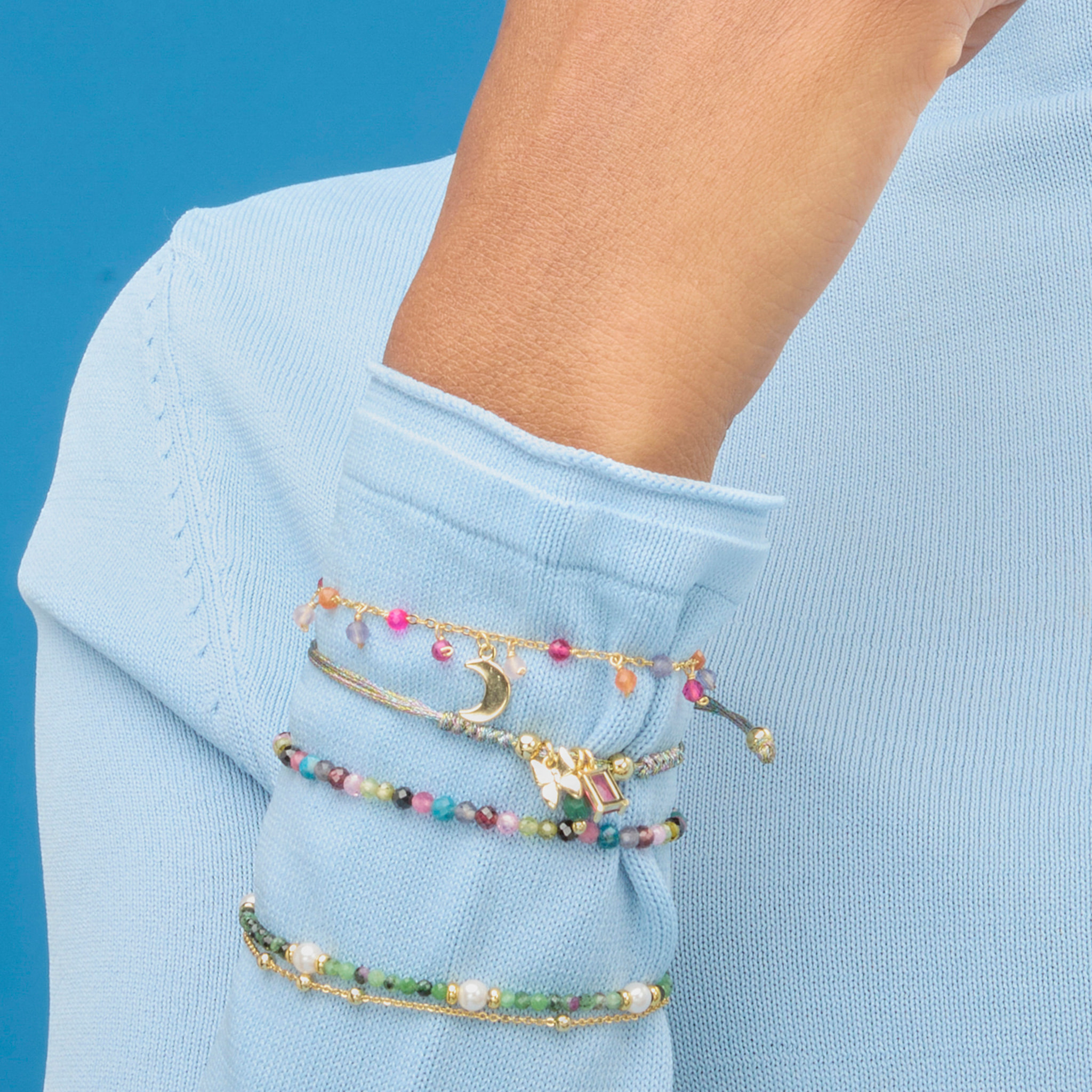 Pulsera de Perla Blanca acabada en oro amarillo de 18k