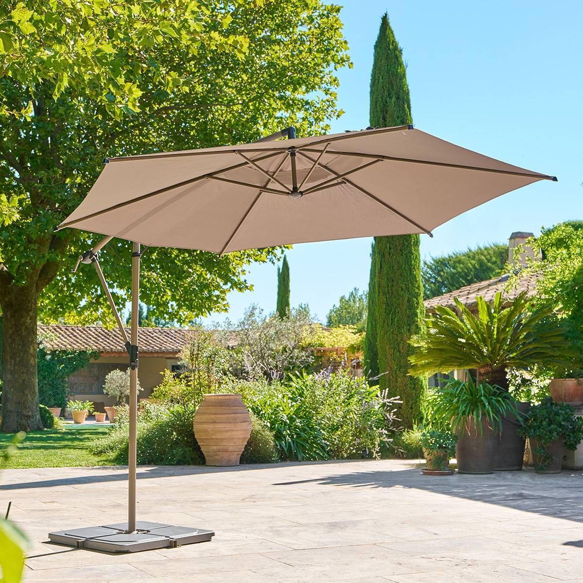 Parasol déporté rond Manoa 3m café