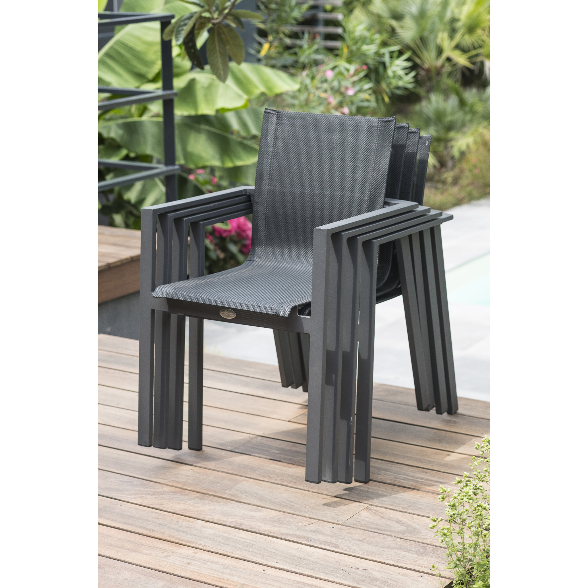 MIAMI - Ensemble repas de jardin 12 places en aluminium gris anthracite