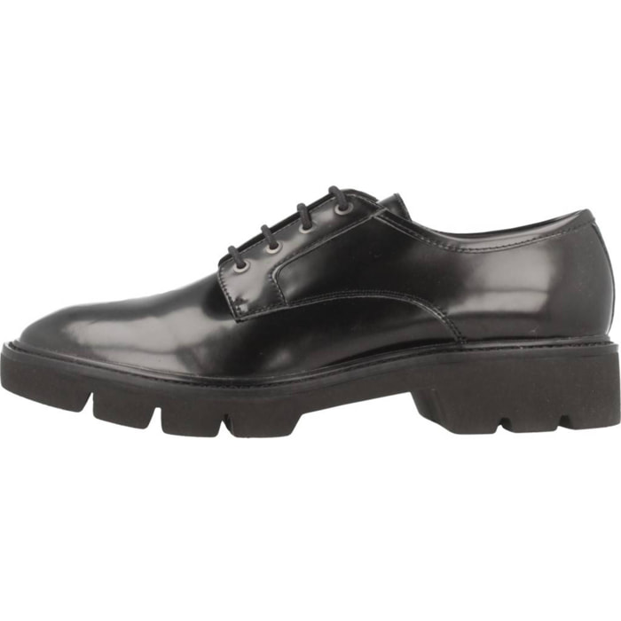 Bluchers Mujer de la marca GEOX  modelo D QUINLYNN NEGRO