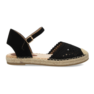 Alpargata plana mujer troquelada cómoda