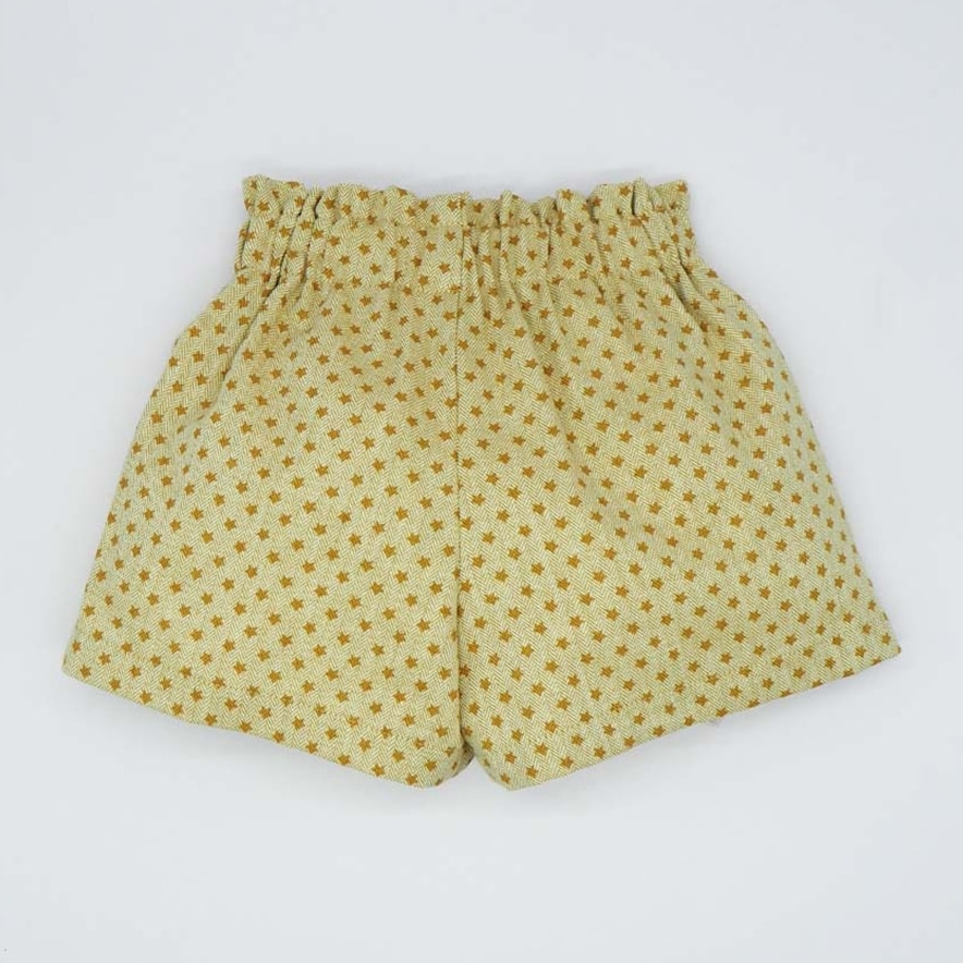 Short espiga estrellas amarillo