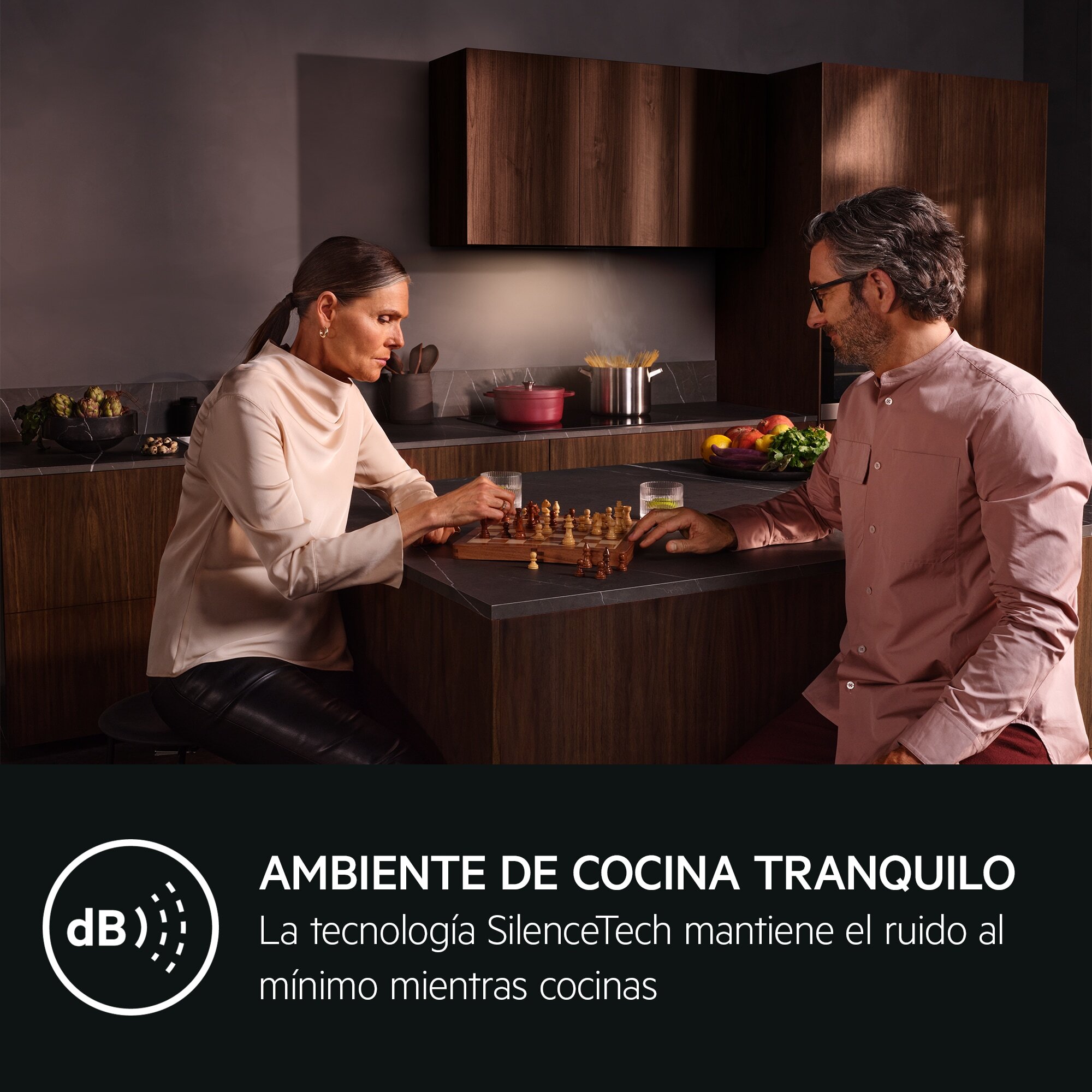 AEG Campana extractora integrada Serie 9000 AutoSense de 80 cm GDG969AL | Reacondicionado