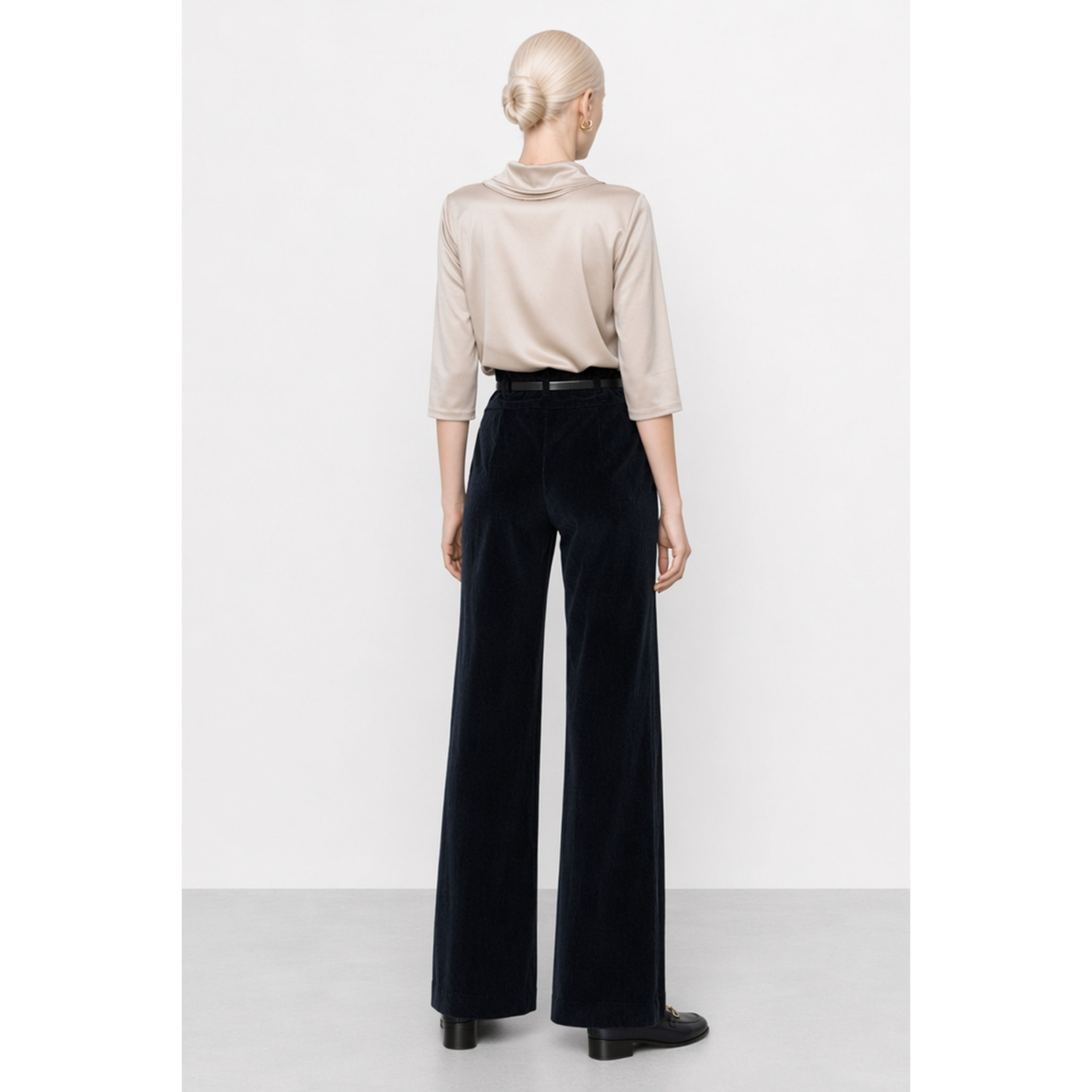 Kocca - Pantaloni a vita alta in cotone elasticizzato con pinces Donna