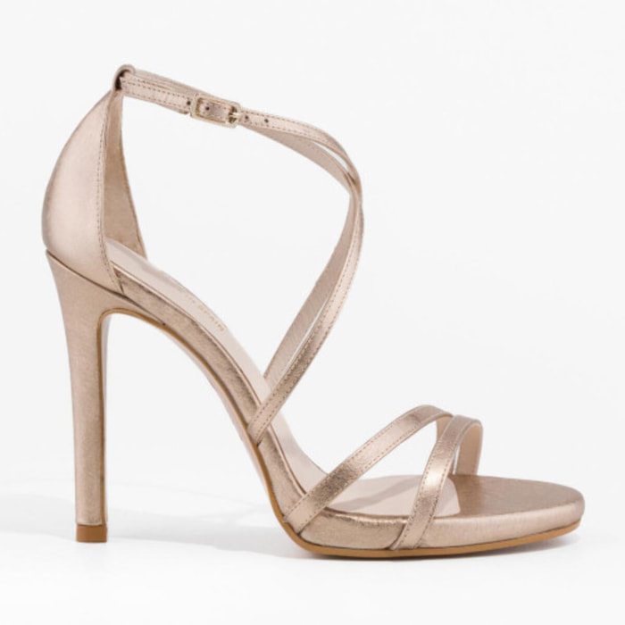 SANDALIAS DORADAS YURIKO-X