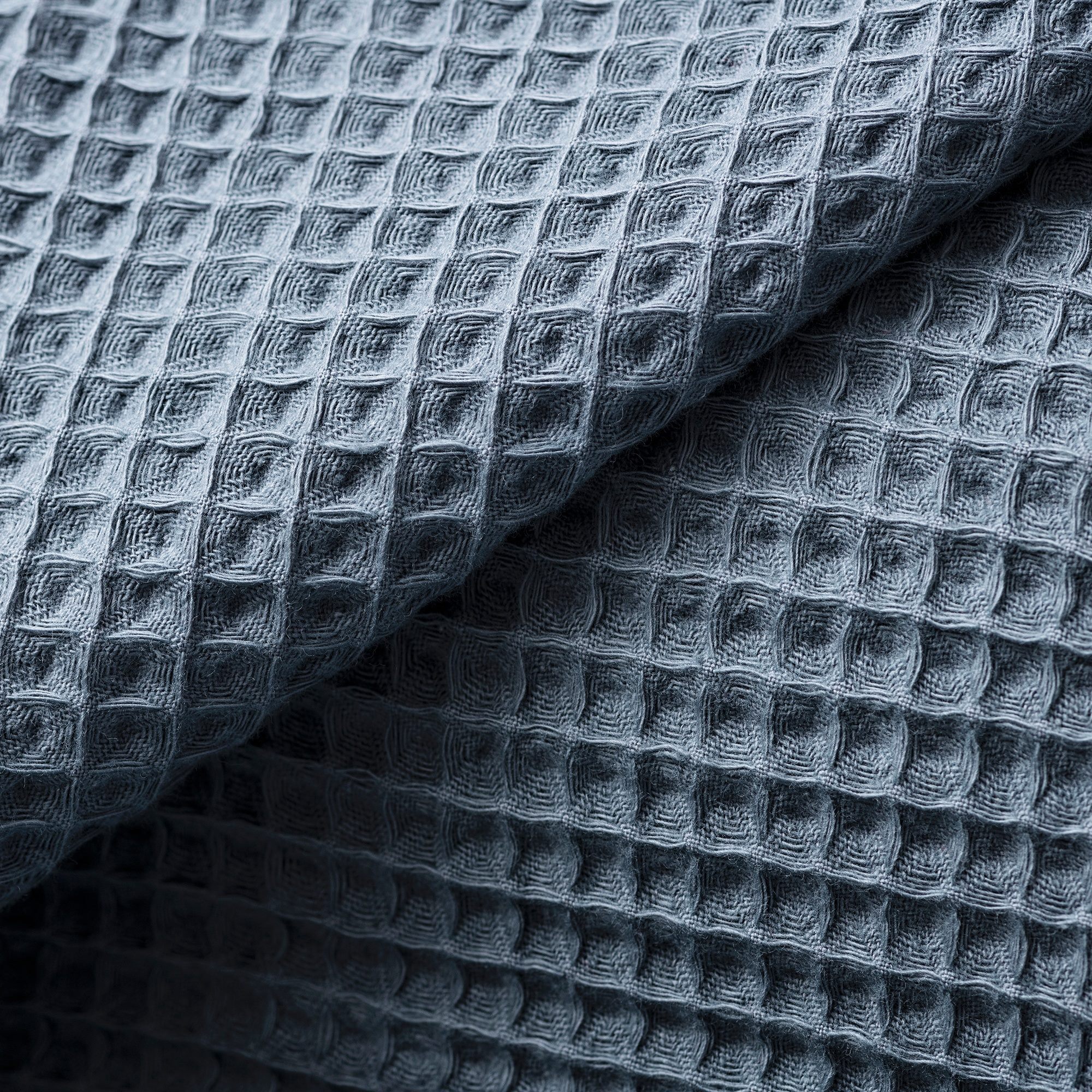 Manta 140x190cm, 200gsm, 100% algodón, gris oscuro neutral benetton