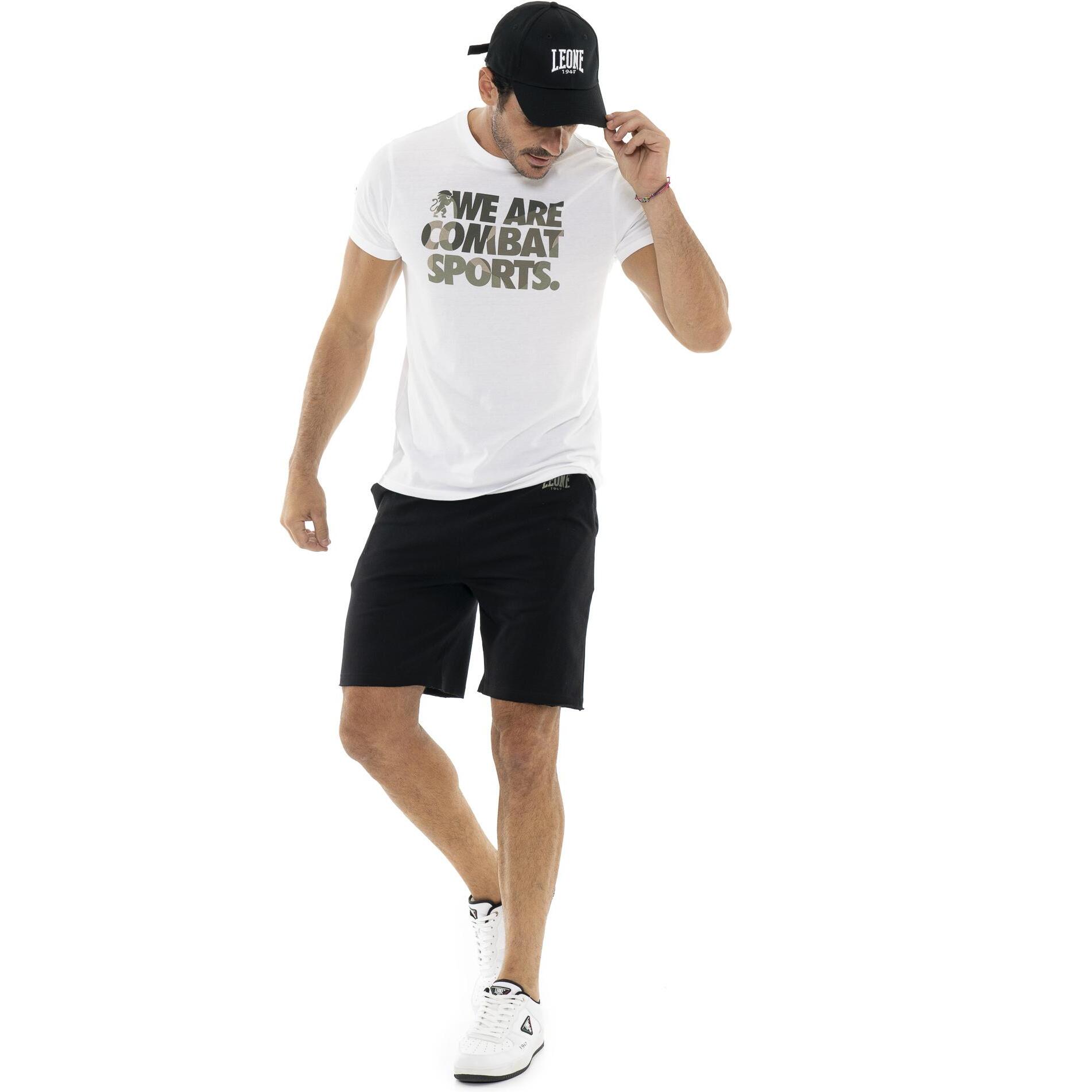 Set completo da uomo con t-shirt e pantaloncino mimetico Leone Military 1947