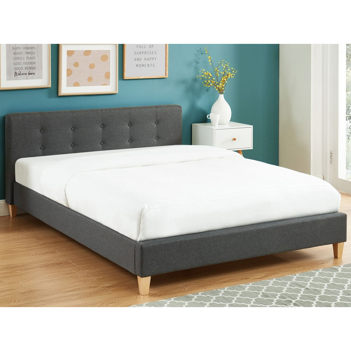 Ensemble lit 140x190cm + matelas Memo HR avec tête de lit capitonnée en tissu gris foncé - sommier à lattes - Milo