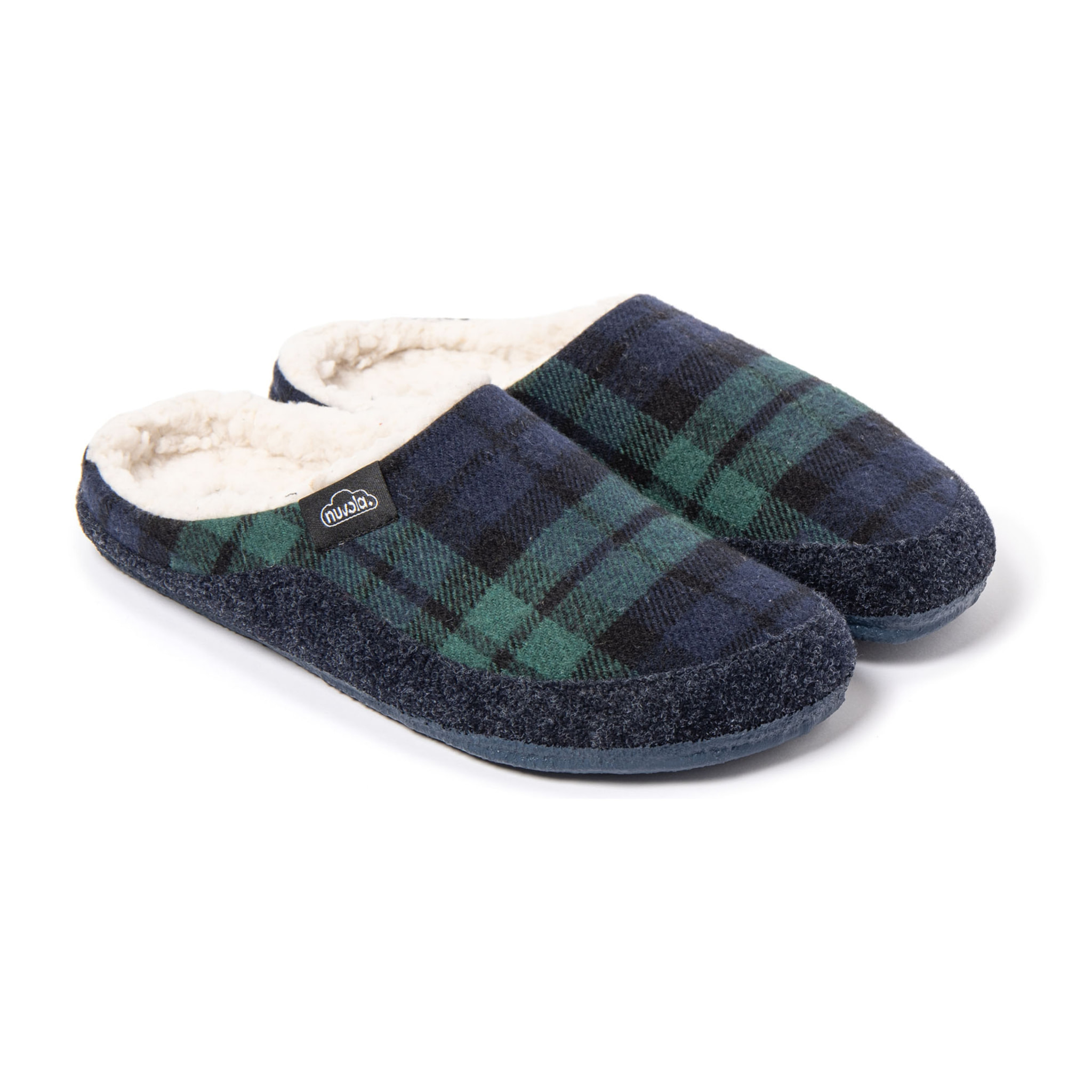 Zapatillas de casa , Zueco Nessy