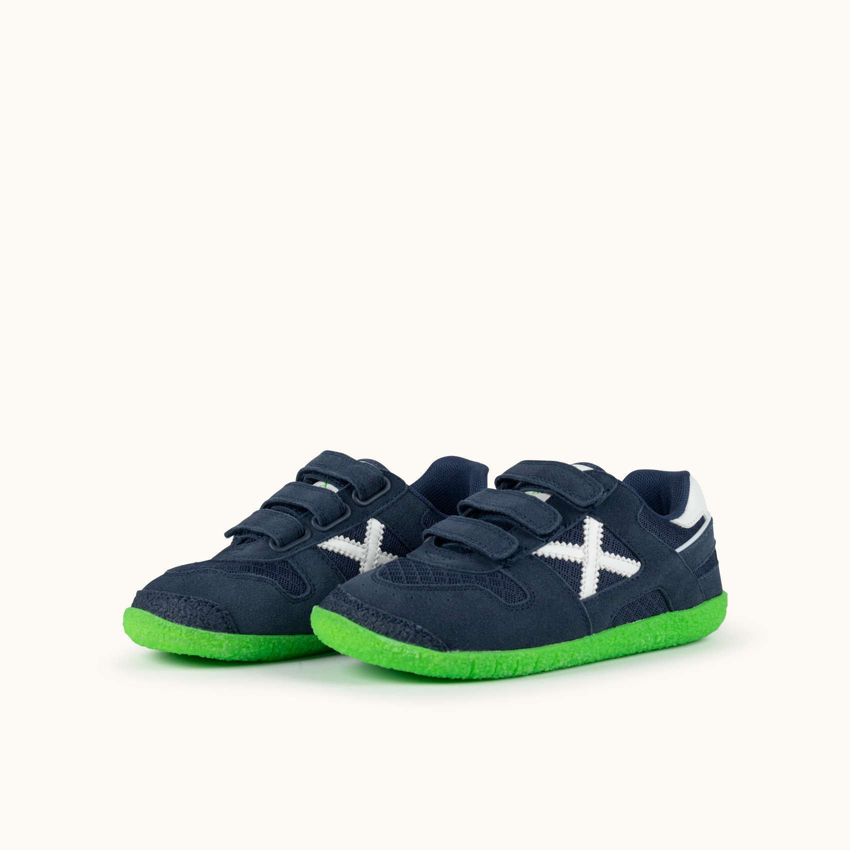 Zapatilla de infantil en Azul Marino con Velcros y Suela Verde Flúor - MUNICH MINI GOAL VCO 1632
