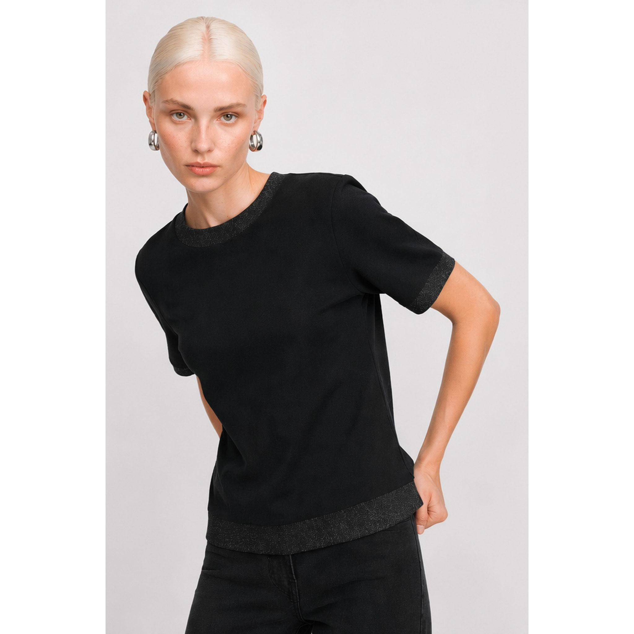 Kocca - Maglia in viscosa con girocollo e dettagli metallizzati Donna
