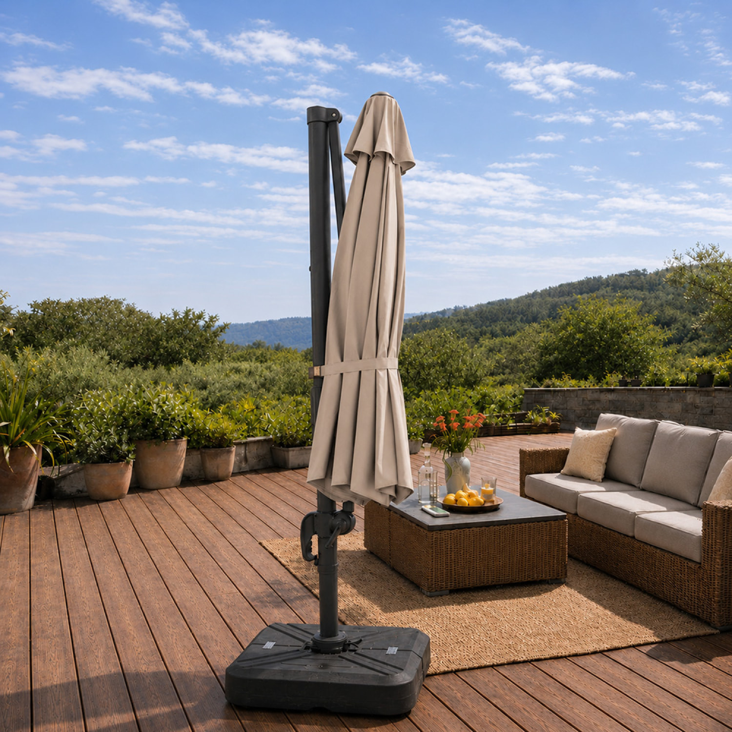Parasol octogonal Ø 350cm déporté taupe en aluminium TARGA