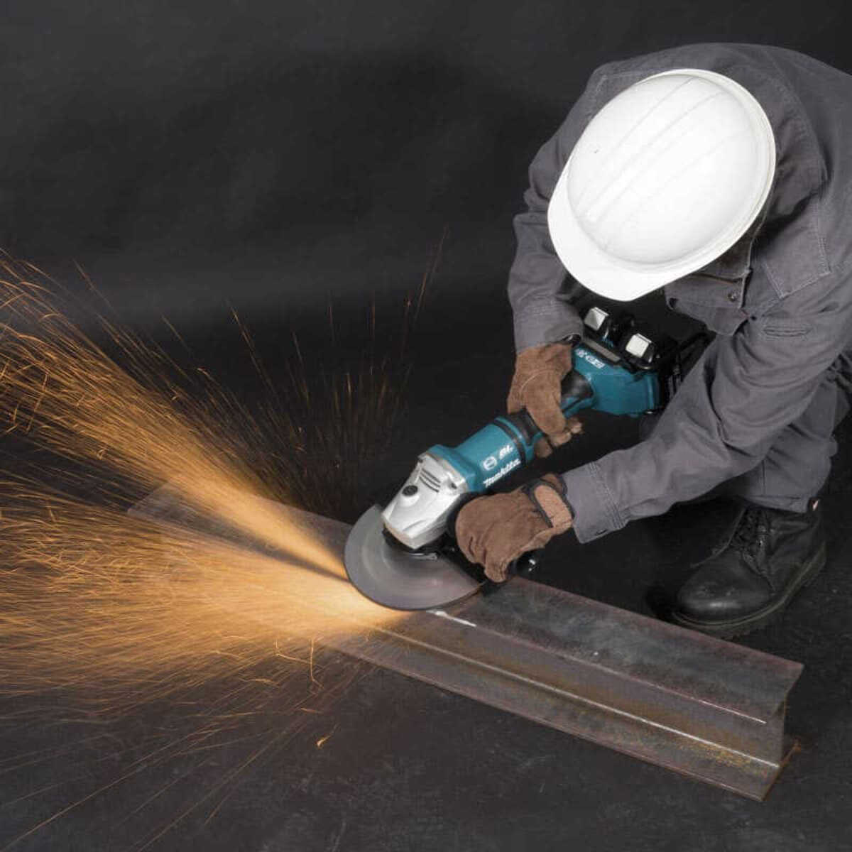 Amoladora MAKITA mm - 36V - 2x18V Li-ion - Sin batería ni cargador - DGA900ZK