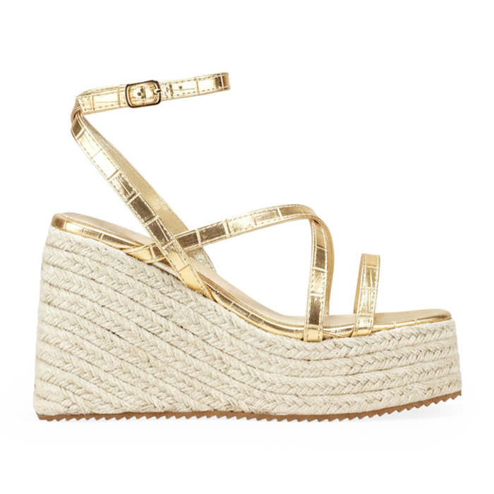 Sandalias de cuña doradas con plataforma de esparto