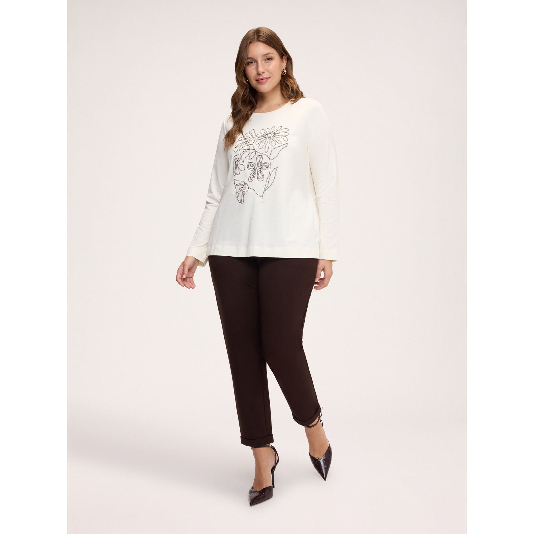 Fiorella Rubino - T-shirt in cotone con ricamo floreale - Bianco