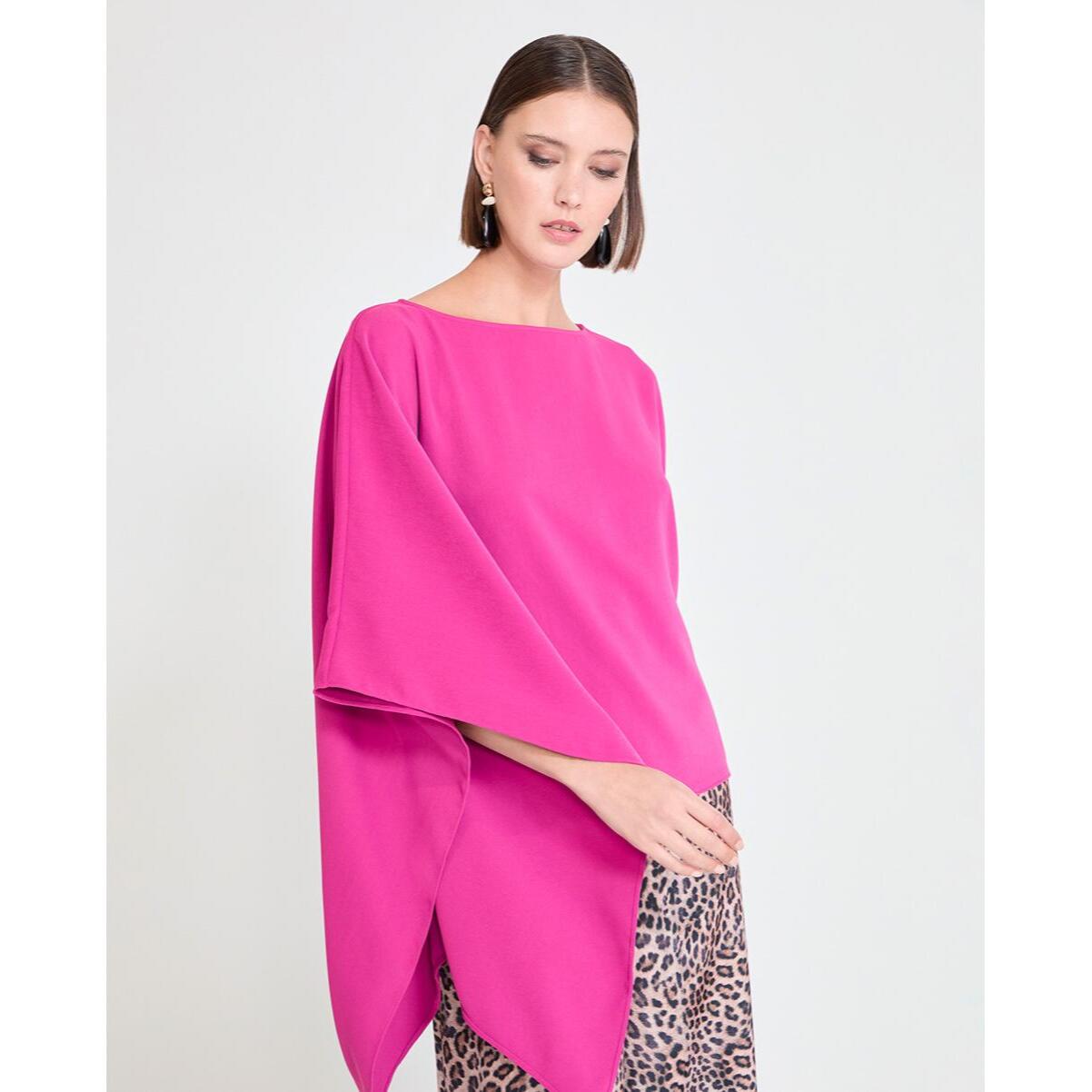 Blusa a strati con maniche scese