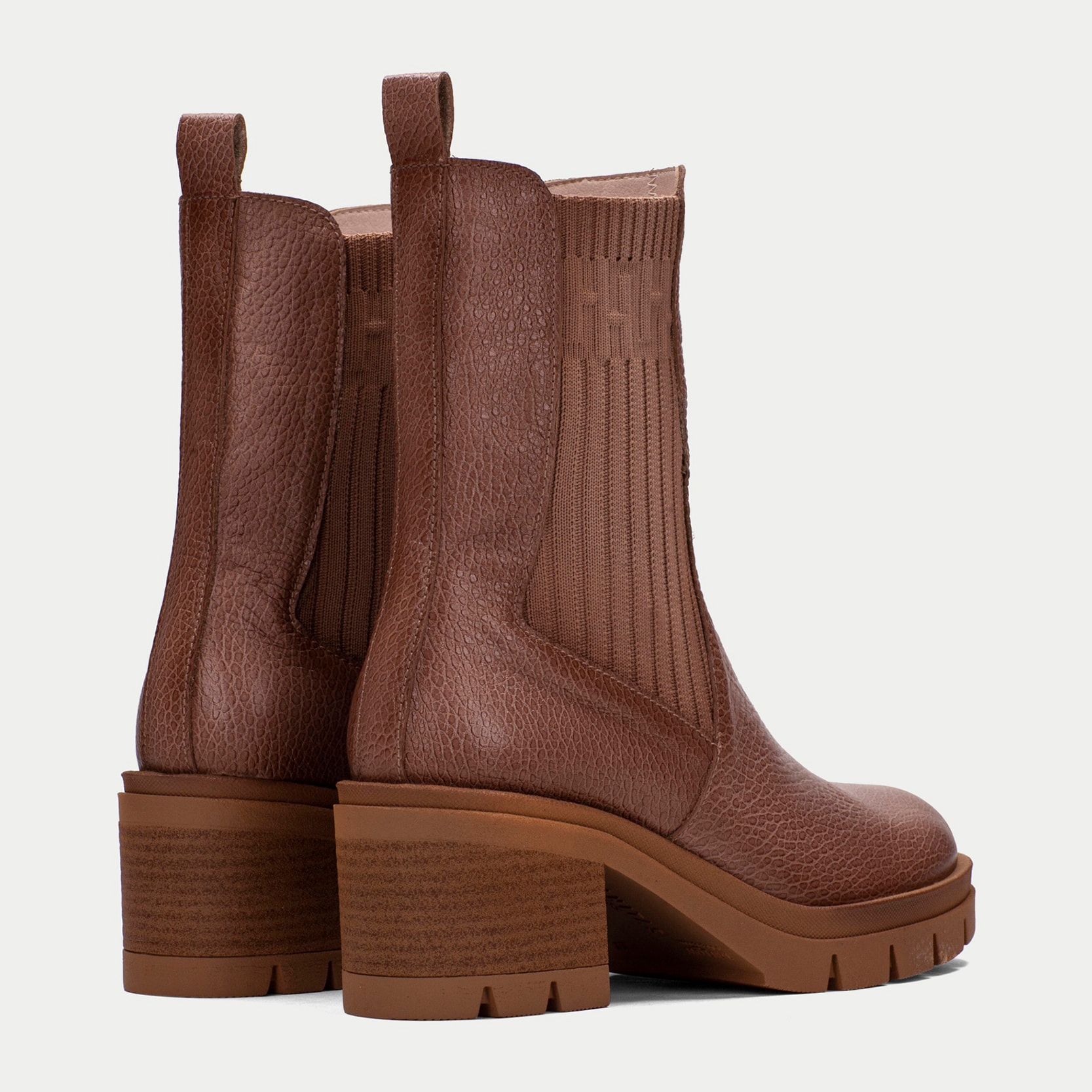 Botin Ingrid Almond 6 cm