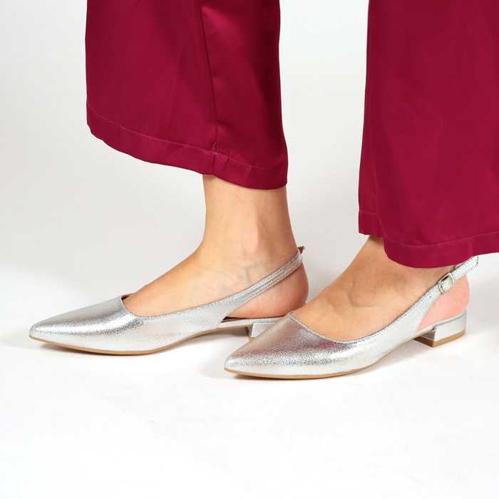 Ballerine slingback in simil pelle verniciata