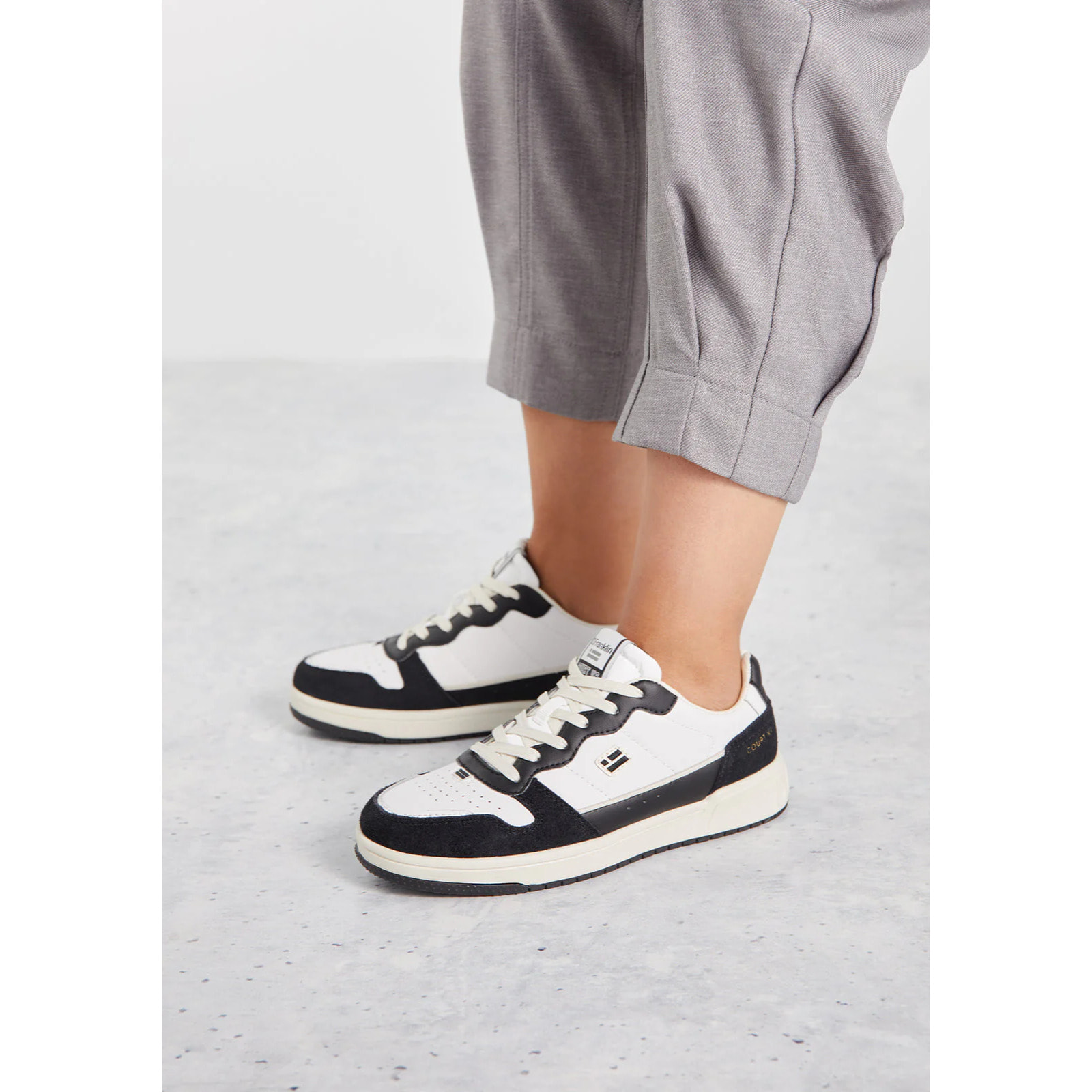 Zapatillas Unisex Court V2 Flag Blanco / Negro D.Franklin