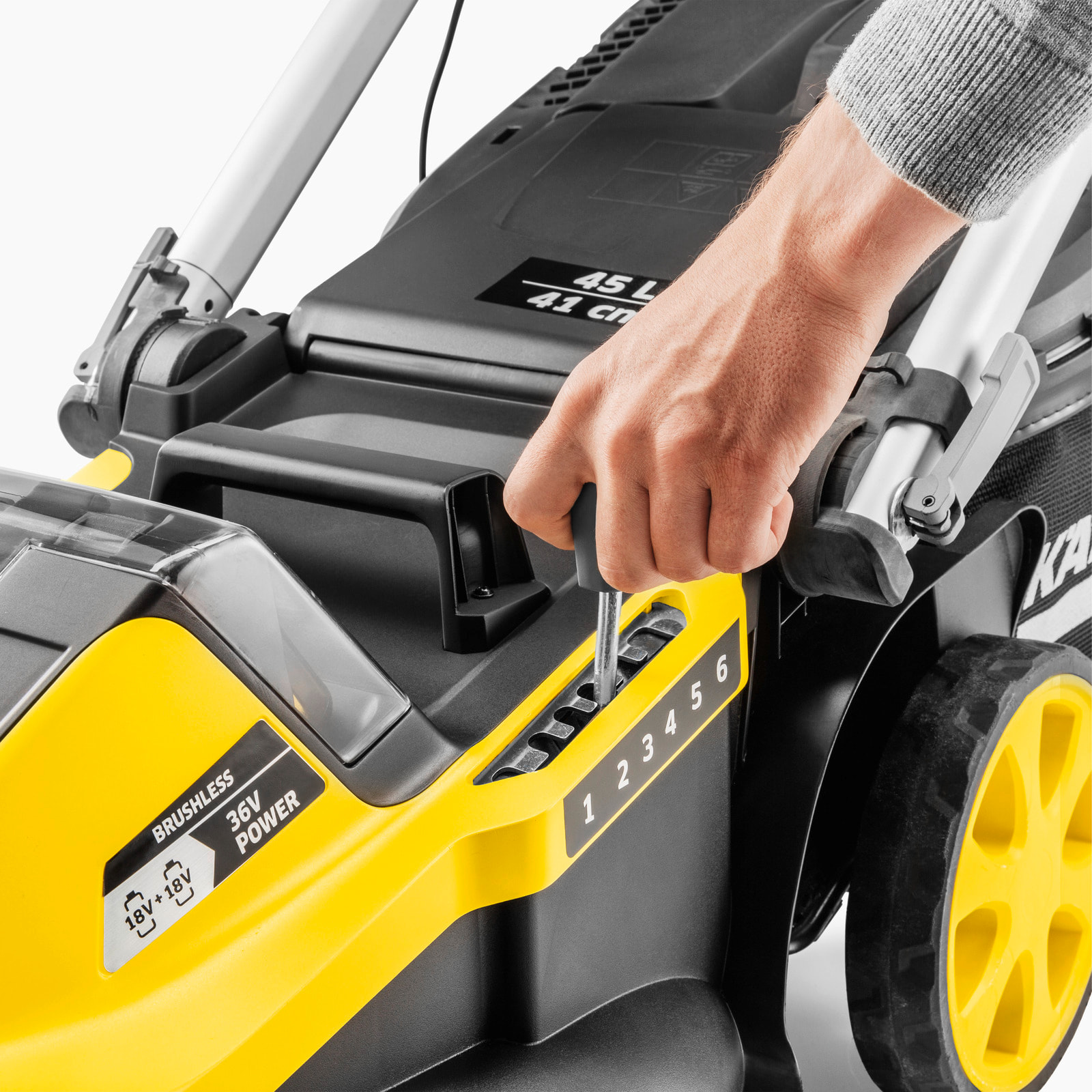 Tondeuse à gazon sans fil 36 V Karcher LMO 5-18 Dual avec 2 batteries 18V-5Ah- moteur brushless- autonomie 550 m²- coupe 41 cm