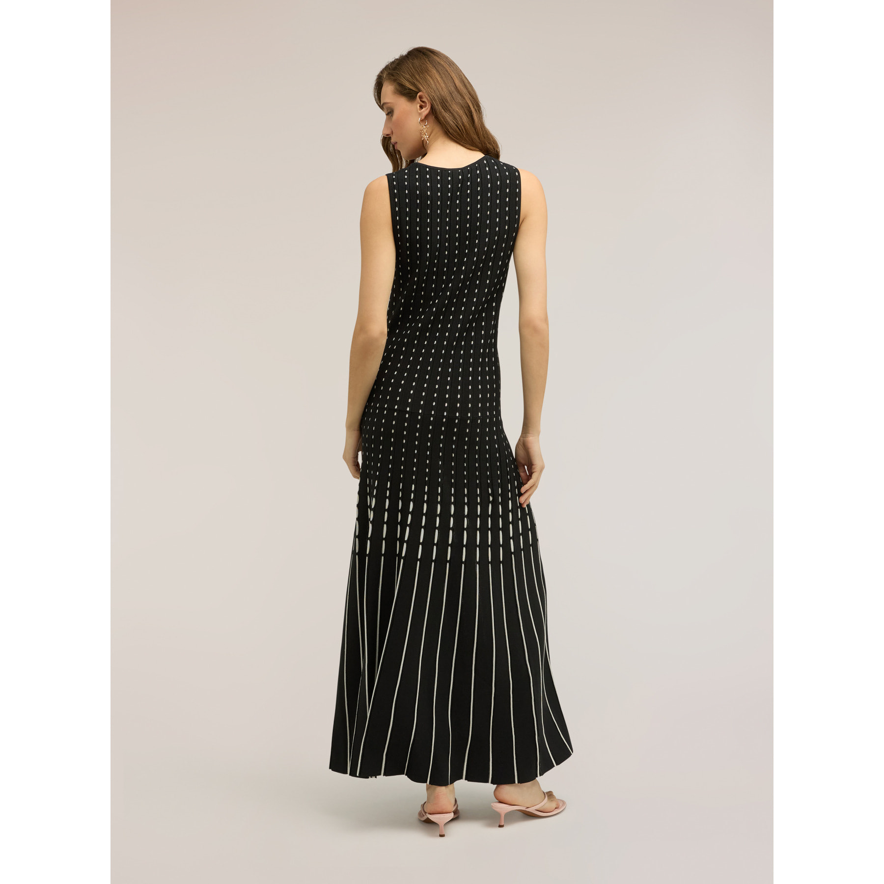 Motivi - Vestido largo plisado de punto - Negro