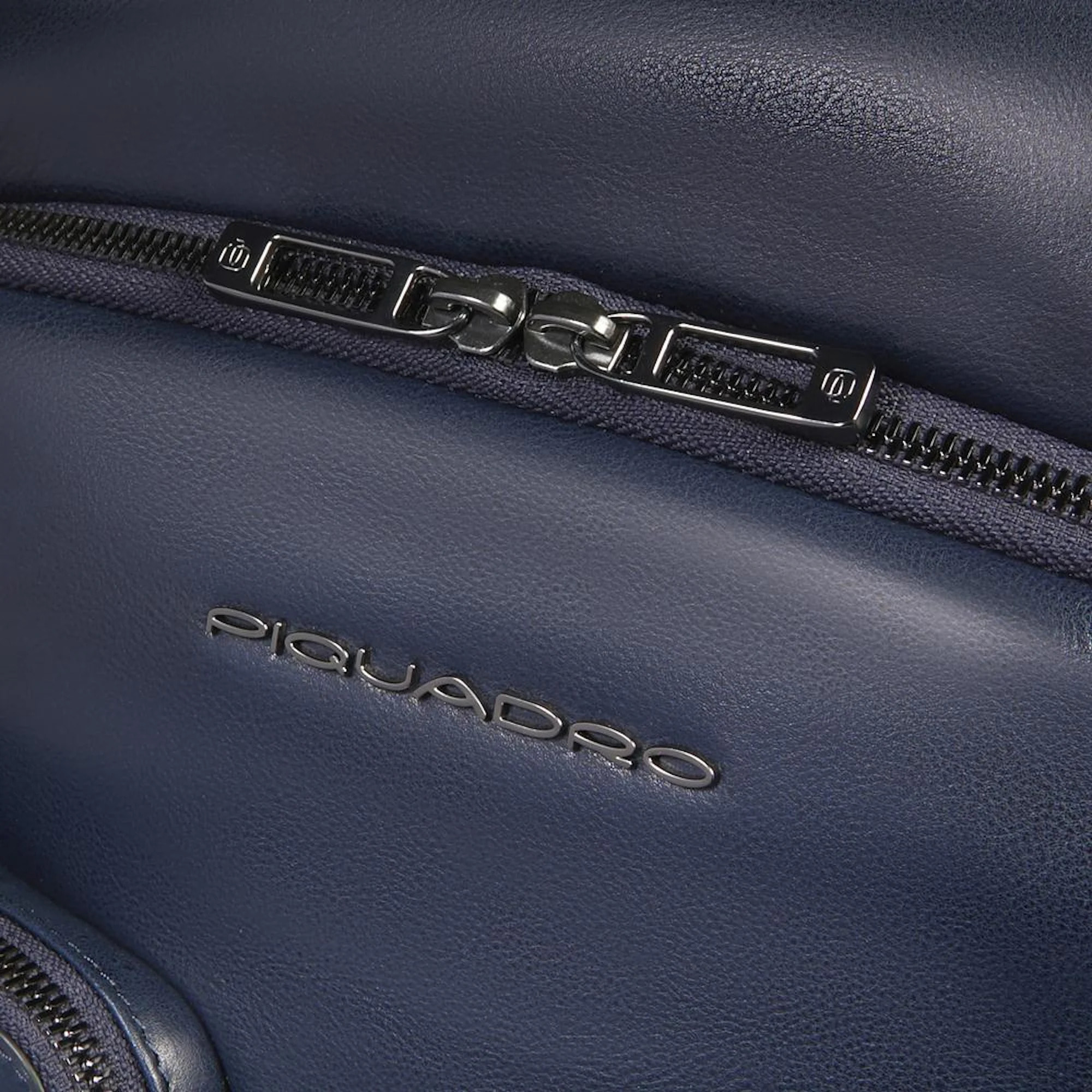 Piquadro Zaino personalizzabile porta pc e iPad® con protezioni antiurto e RFID