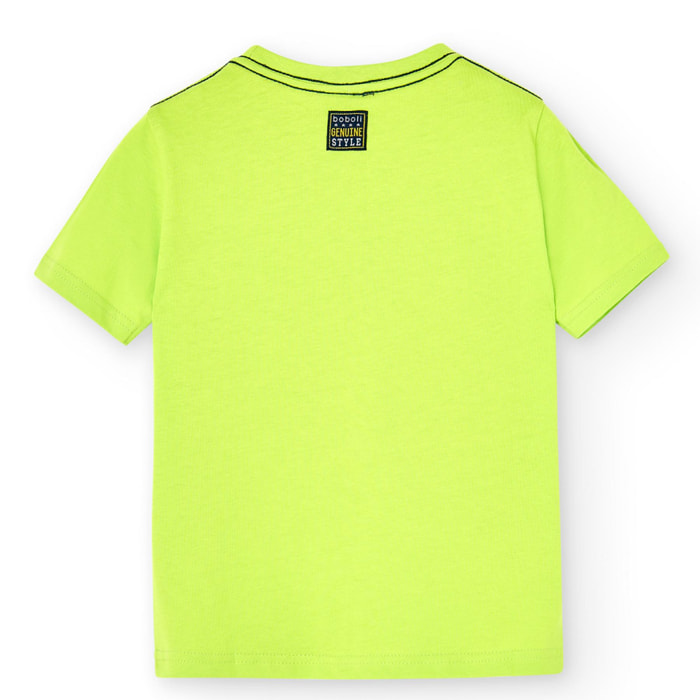 Camiseta en verde con dibujo frontal