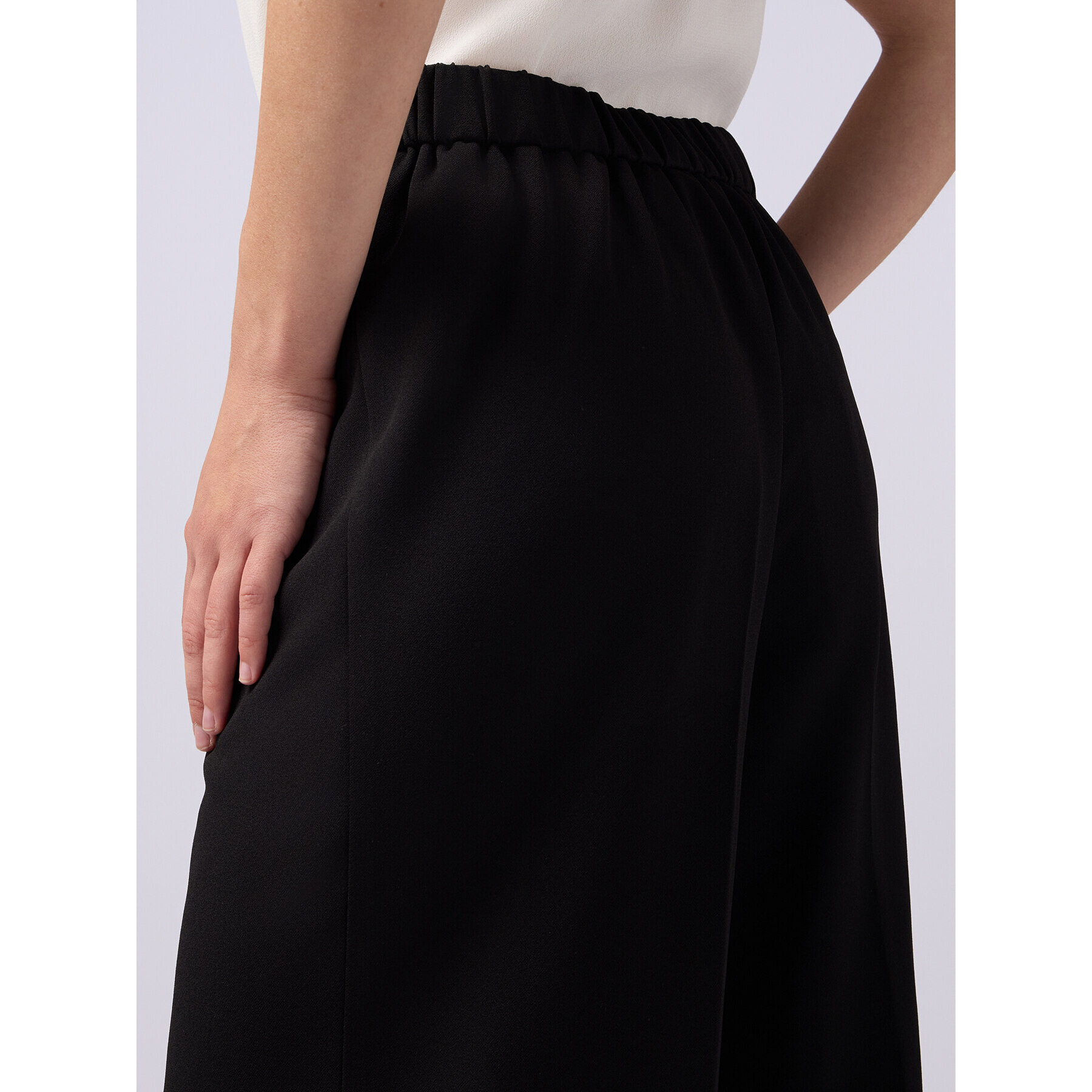 Oltre - Palazzo trousers in scuba fabric - Negro