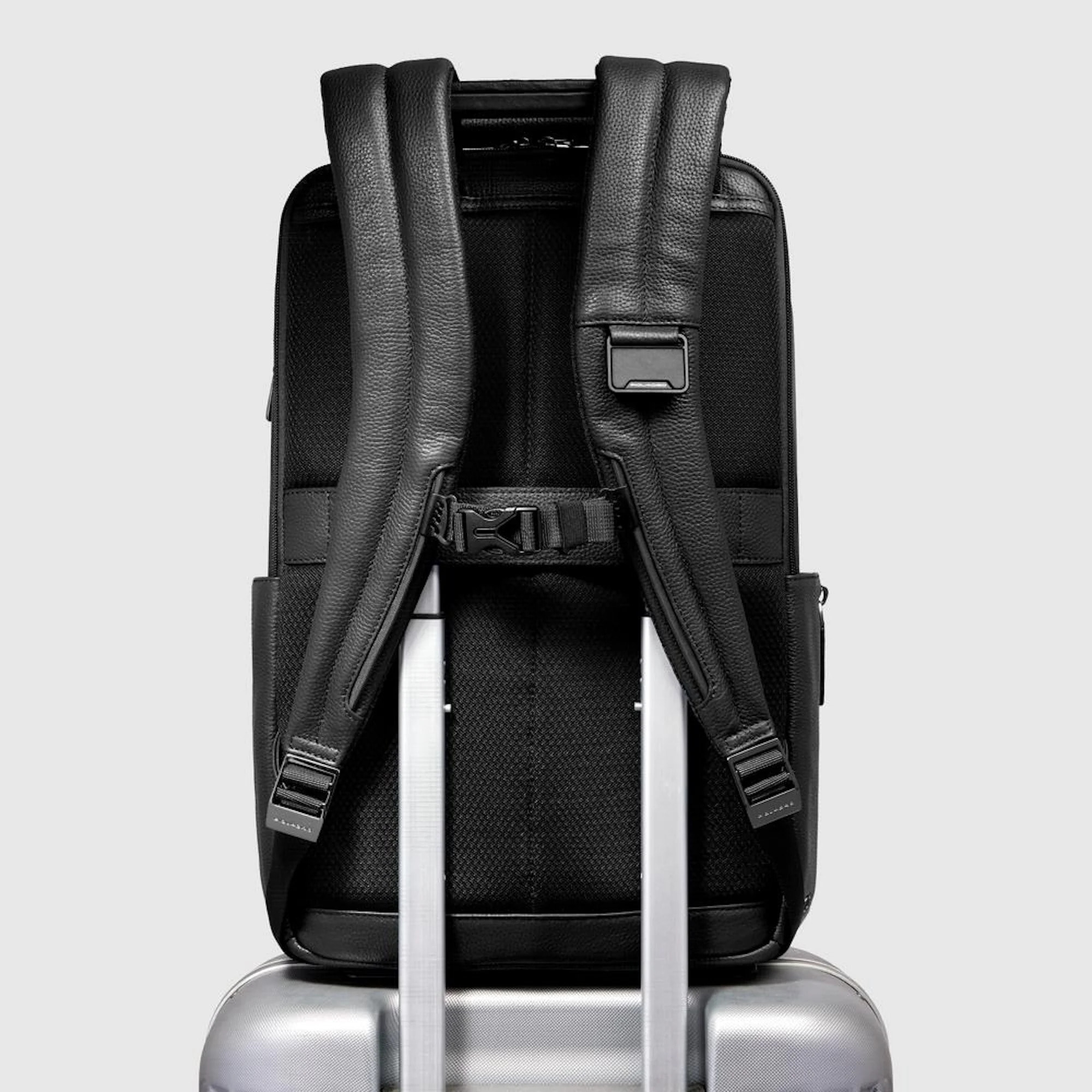 Piquadro Zaino da viaggio personalizzabile porta pc 14