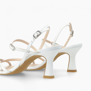 SANDALIAS BLANCAS LASON