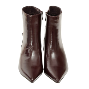 Tronchetto in simil pelle con tacco basso