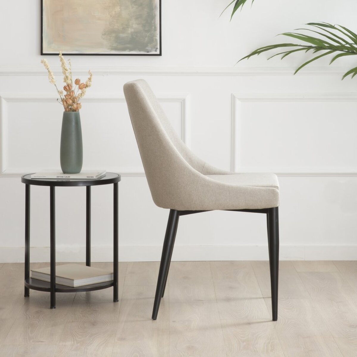 Chaise rembourrée Lauren -tapisserie et pieds métalliques-couleur beige 48 x 90 x 60 cm