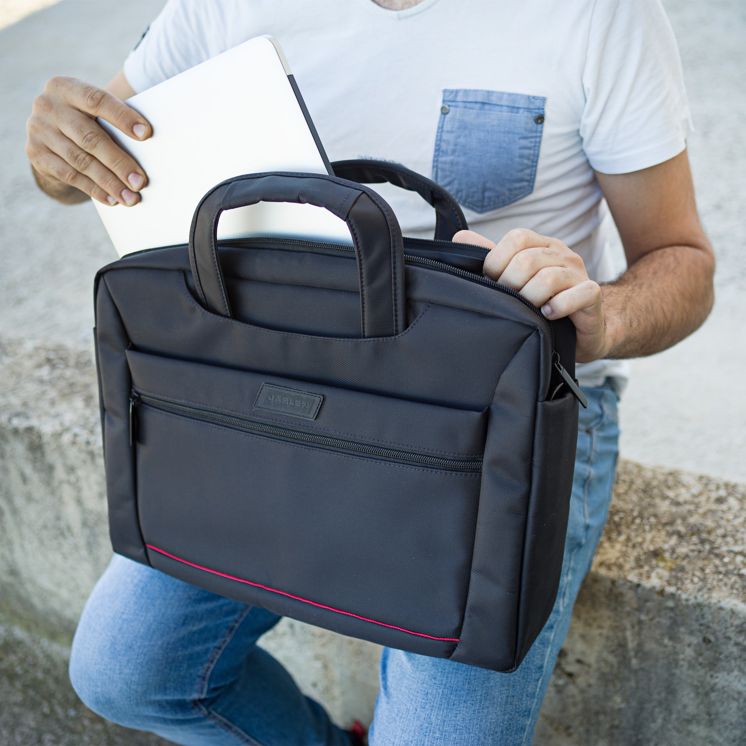 Maletin Portadocumentos Jaslen Liverpool Negro