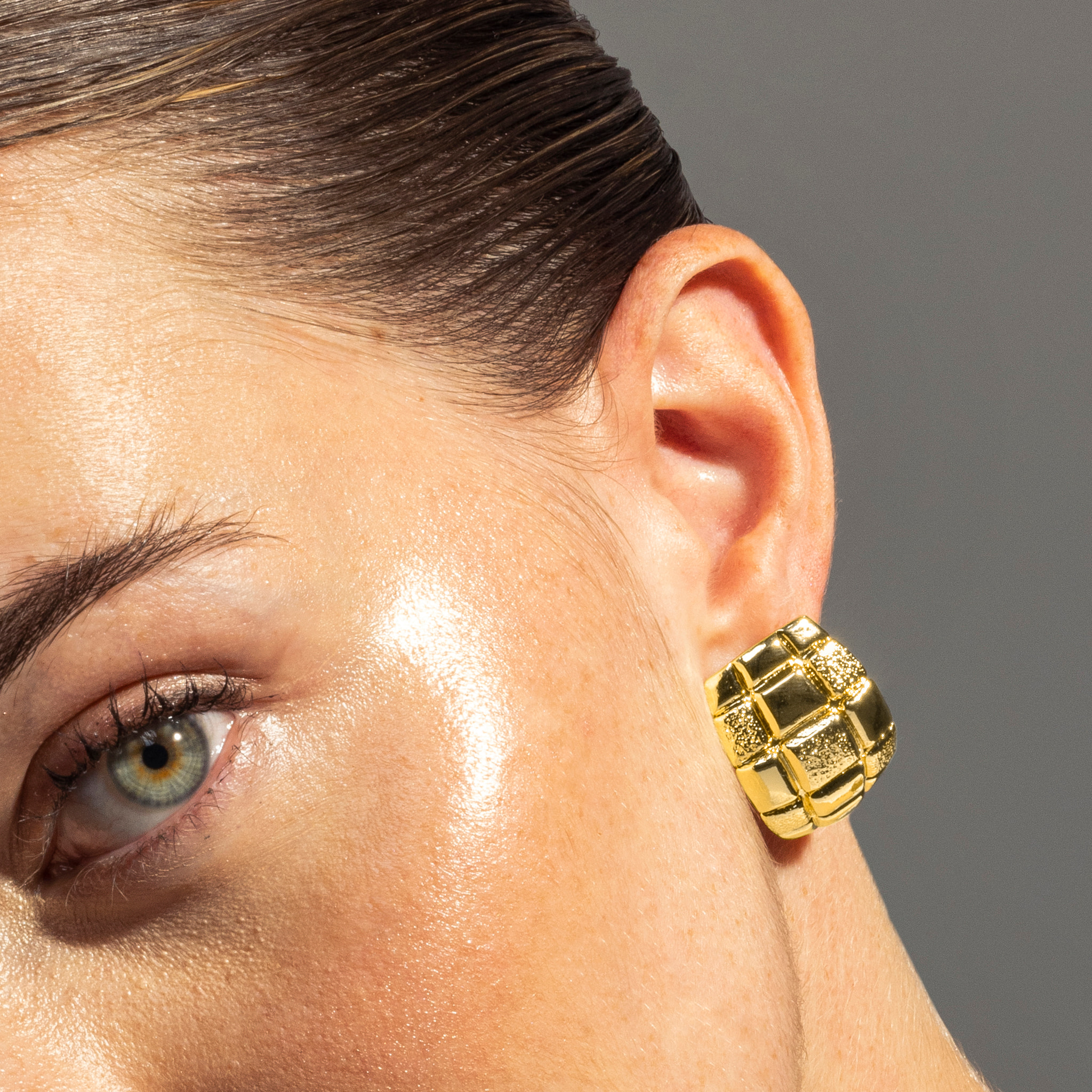 Pendientes acabado en oro amarillo de 18k