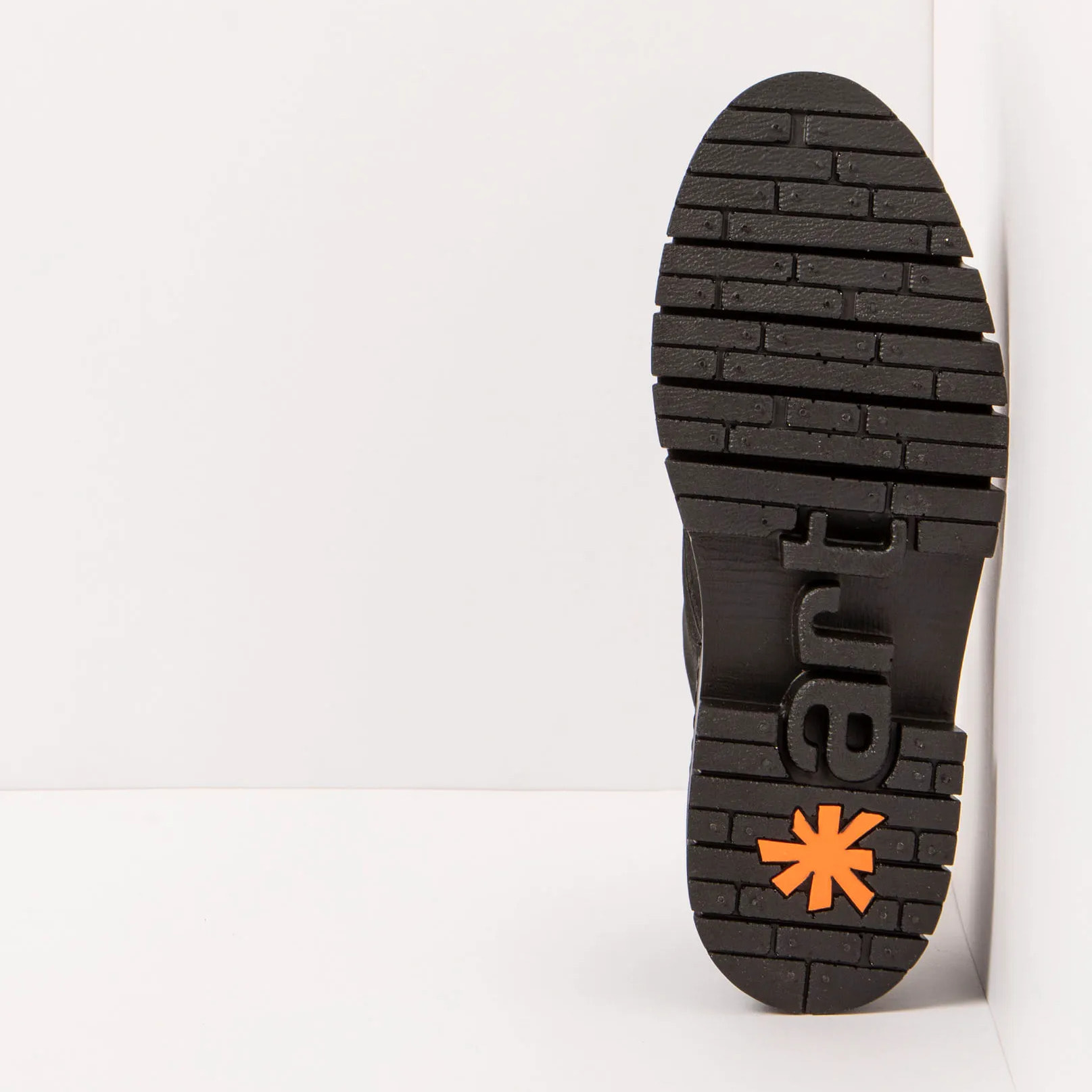 Zapatos 1952 NOBUCK BLACK/AMBERES color Black