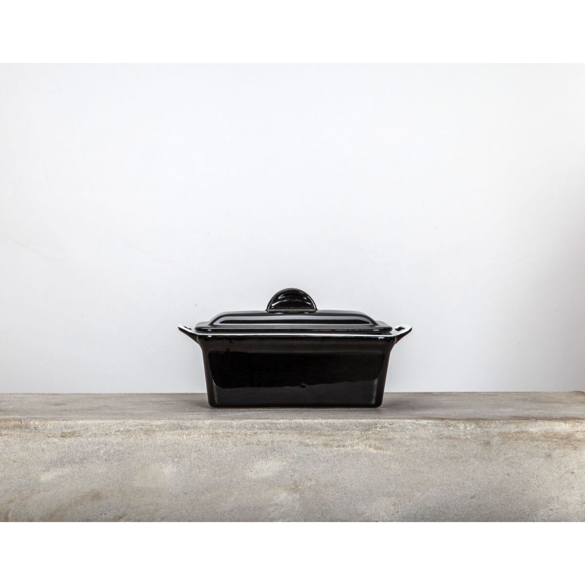 Terrine rectangulaire en grès noir 24x10cm