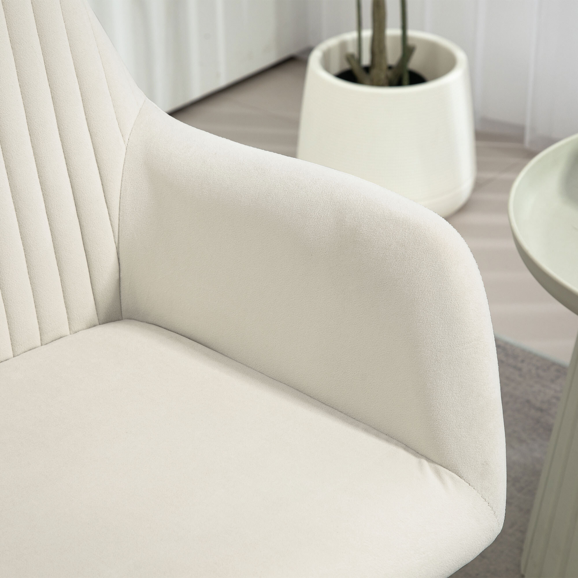 Butaca de Salón Sillón de Salón Tapizado en Terciopelo con Asiento Acolchado Base Metálica Cruzada Sillón Lectura para Sala de Estar Dormitorio Crema