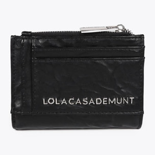 Portafoglio effetto pelle rugosa con borchie