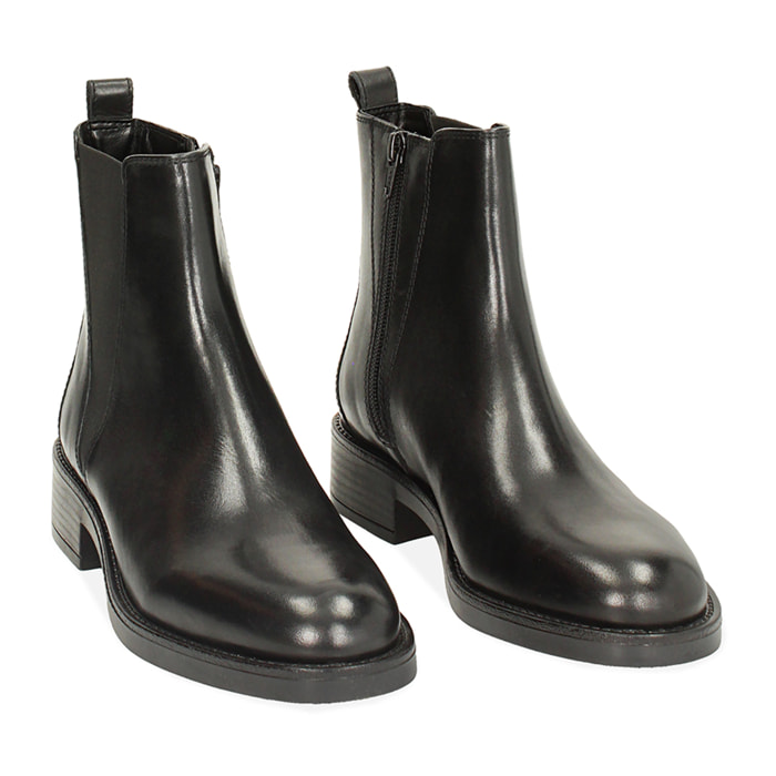 Botines chelsea negros de cuero