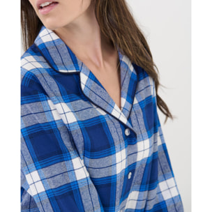 Pijama mujer estampado en cuadros, abierto con botones, con bolsillos de plastón, manga larga y pantalón largo