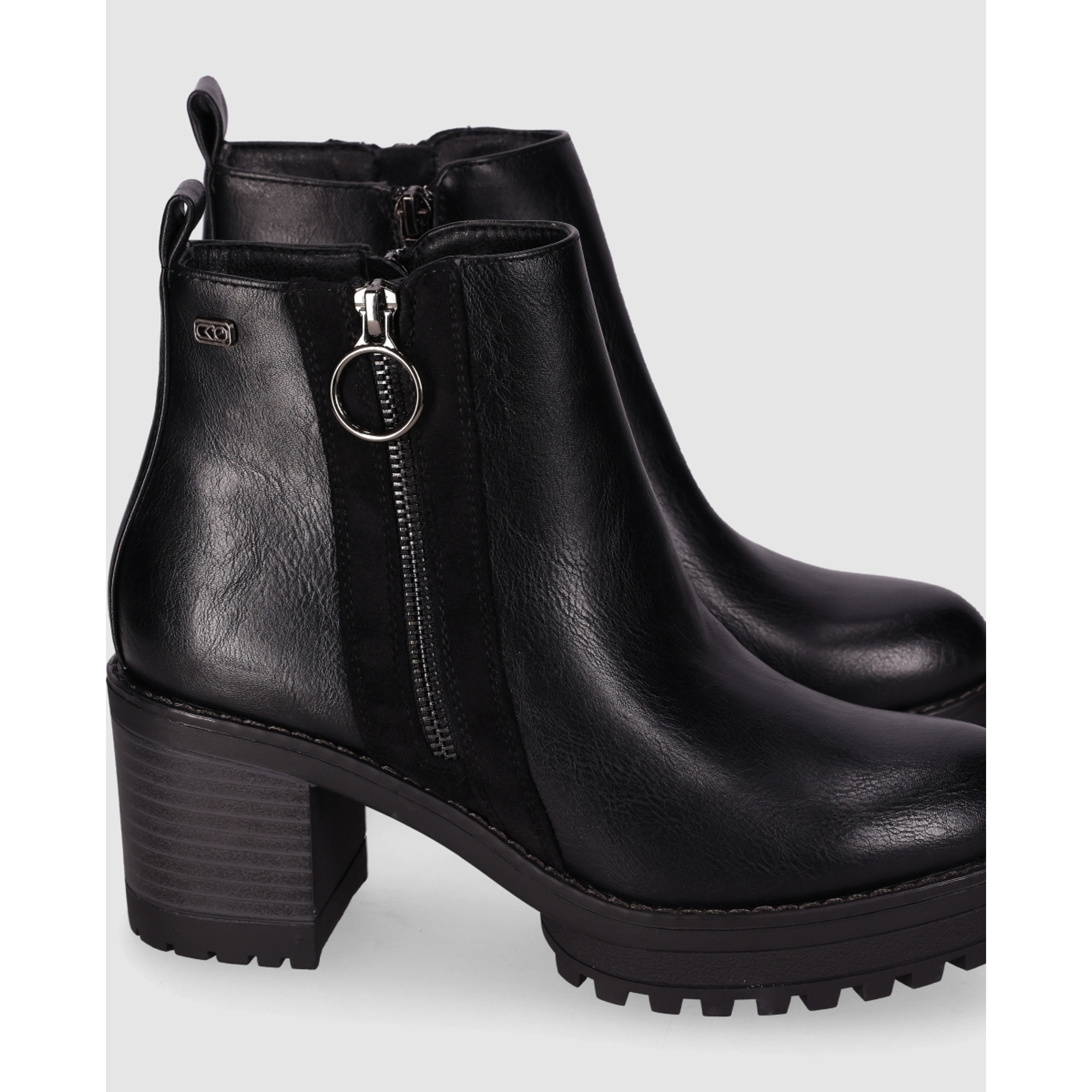 Botines de Piel Sintética - Negro - Tacón: 6 cm