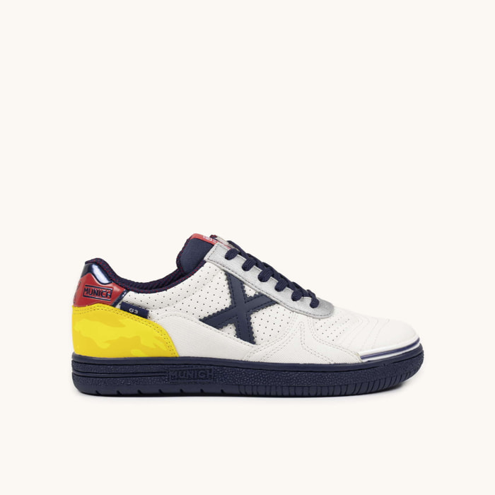 Zapatilla de Fútbol Sala Infantil Blanca con Detalles Amarillo y Azul MUNICH G-3 KID 451