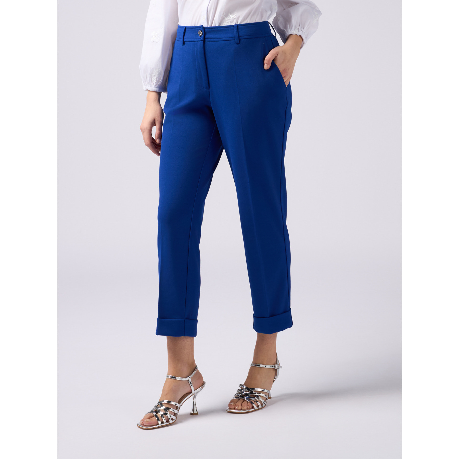 Oltre - Pantalones regular en tejido scuba crepé - Azul aciano