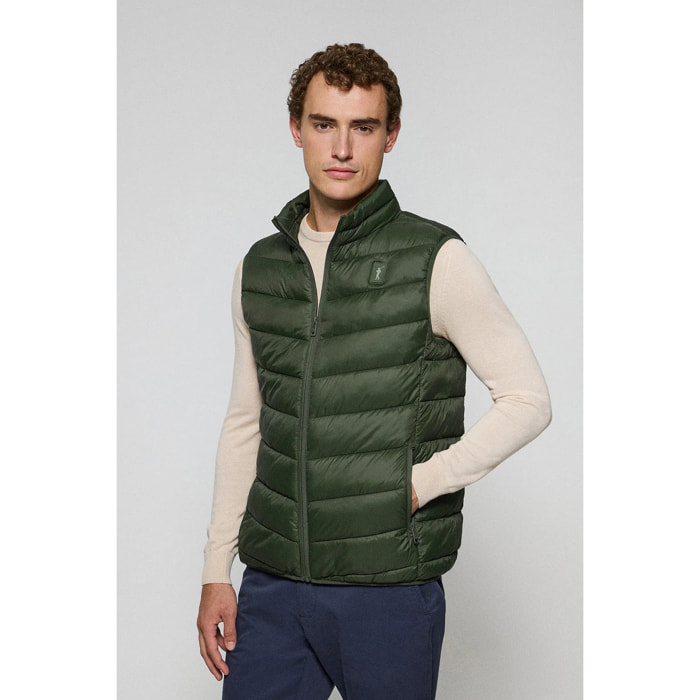 Gilet ultraleggero Chase verde scuro con toppa Rigby Go