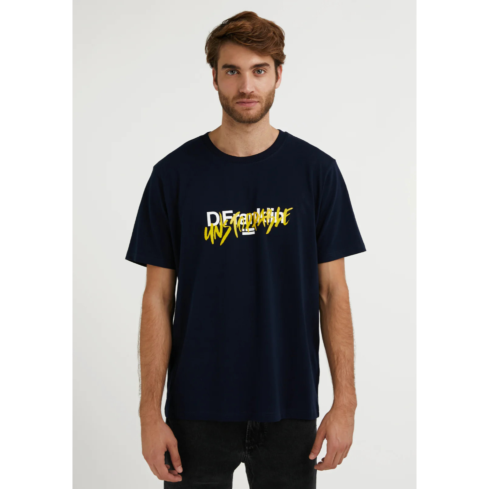 Camiseta Básica de Hombre Unstoppable T-Shirt en Azul Marino D.Franklin