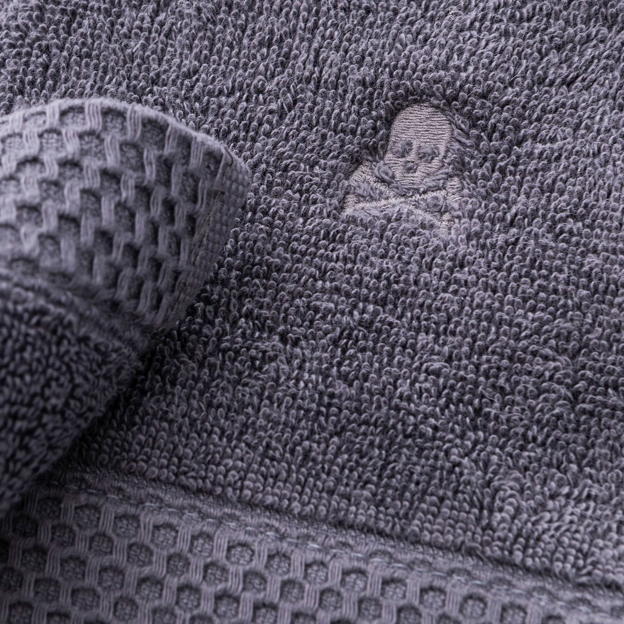 Toalla Gris 100% algodón 550gsm logo bordado scalpers home